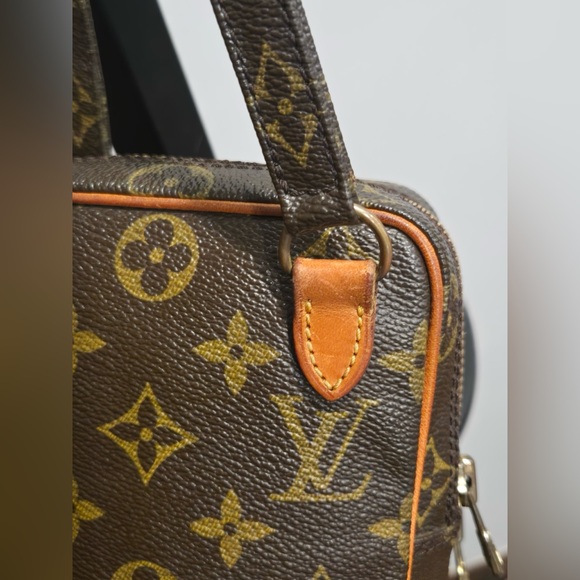 Louis Vuitton Amazon Crossbody Bag - Picture 5 of 16